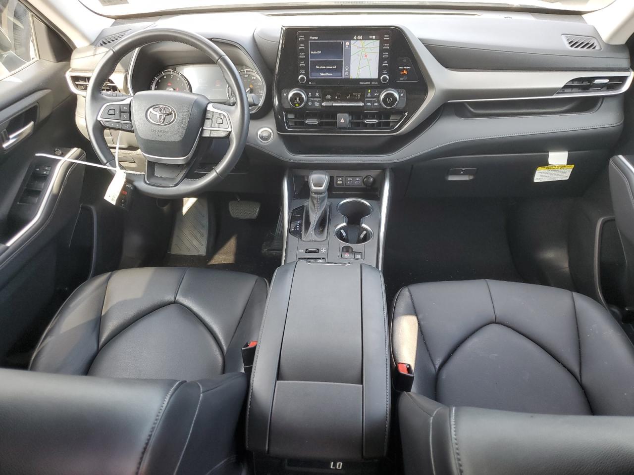 2022 TOYOTA HIGHLANDER XLE VIN:5TDHZRBH4NS581877