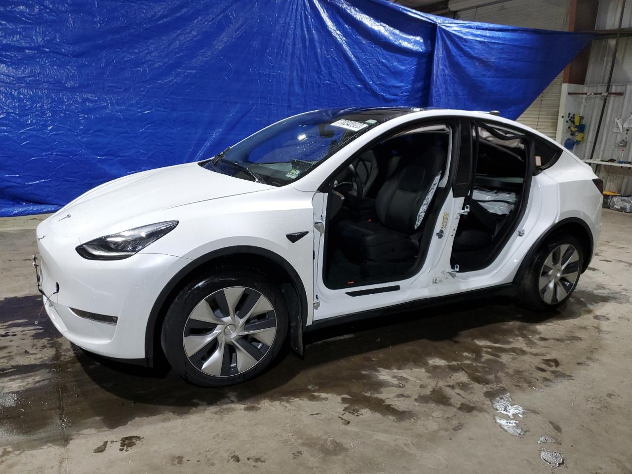 2022 TESLA MODEL Y  VIN:7SAYGDEEXNF388182