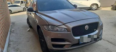 2017 Jaguar F-Pace VIN: