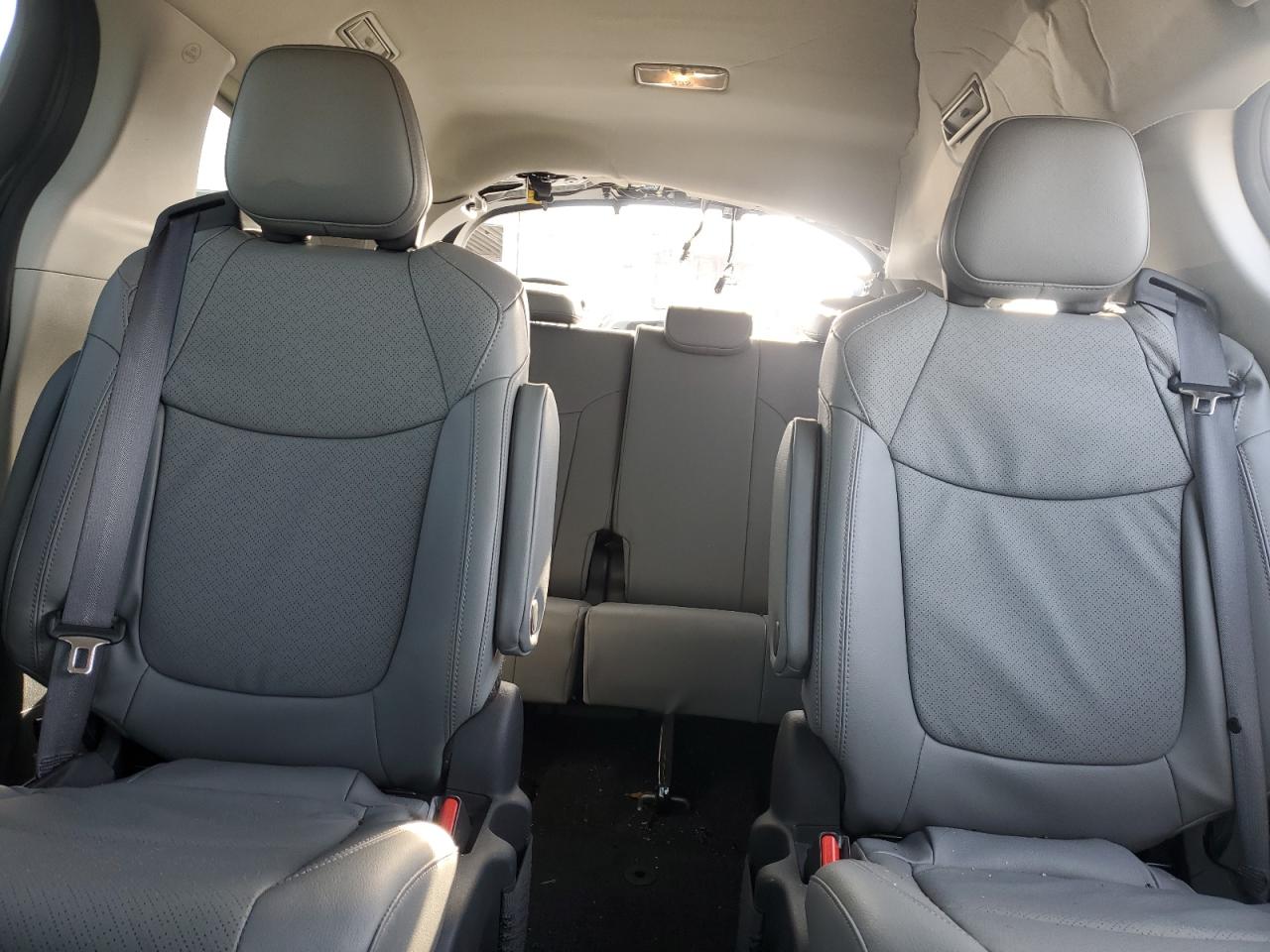 2024 TOYOTA SIENNA LIMITED VIN:5TDZSKFC9RS146938