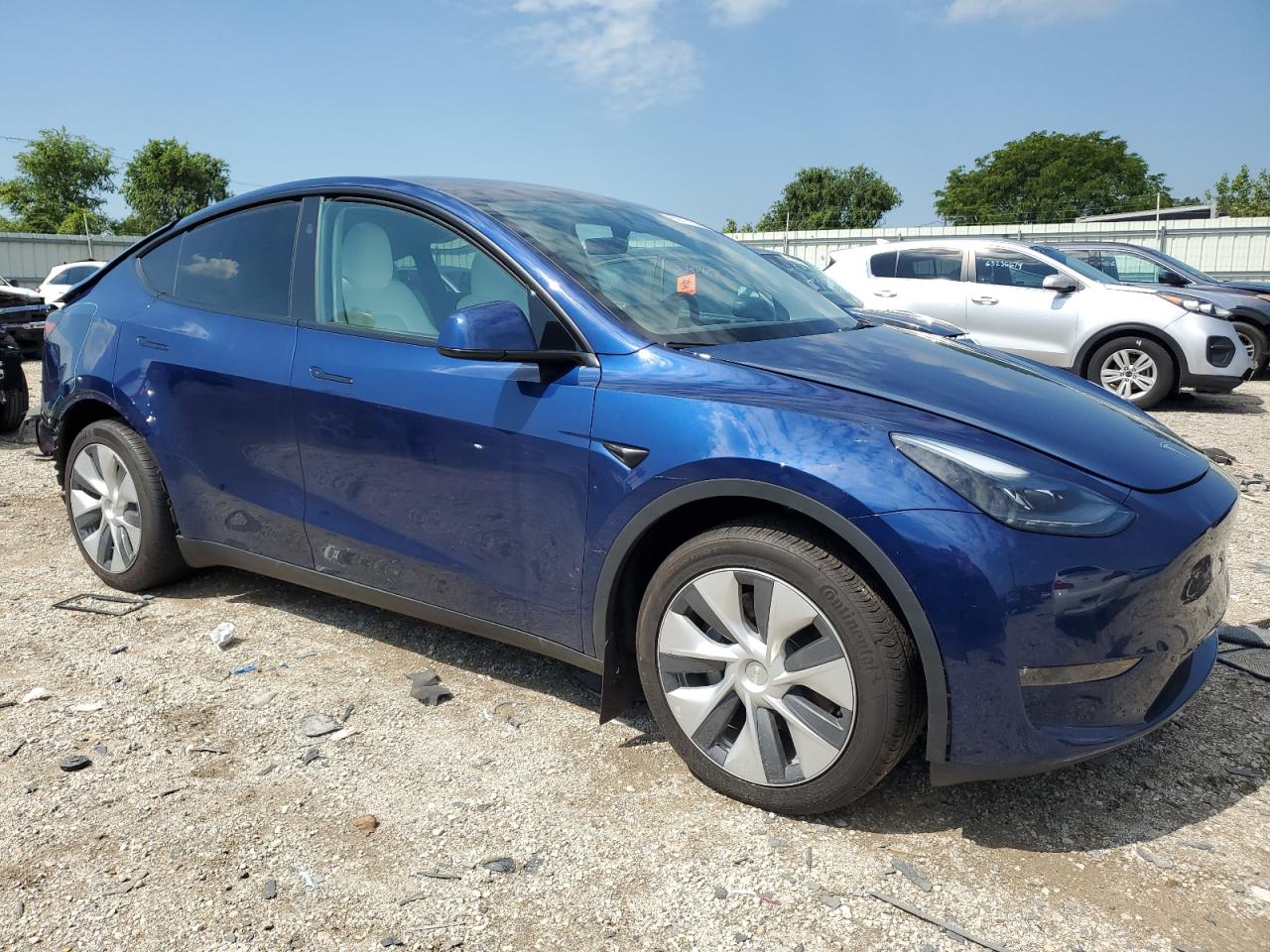 2024 TESLA MODEL Y  VIN:7SAYGDEE0RA266773