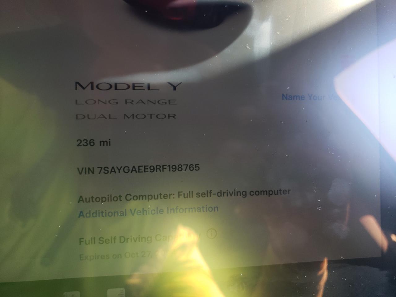 2024 TESLA MODEL Y  VIN:7SAYGAEE9RF198765