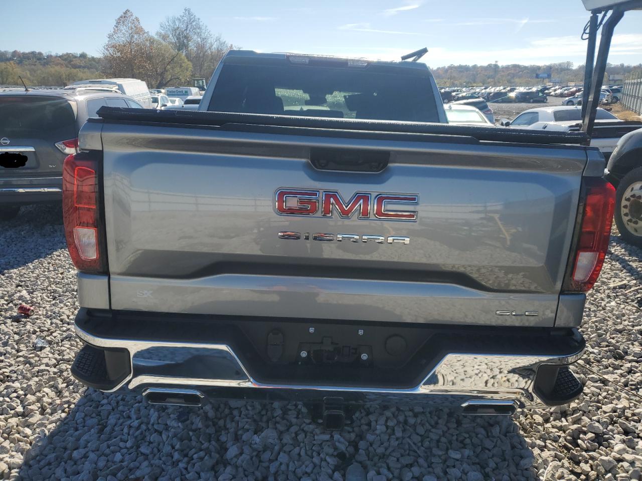 2024 GMC SIERRA K1500 SLE VIN:1GTUUBED8RZ174498