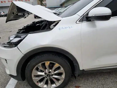 2018 Kia Sorento KNAPG81BDJA469823 VIN:KNAPG81BDJA469823