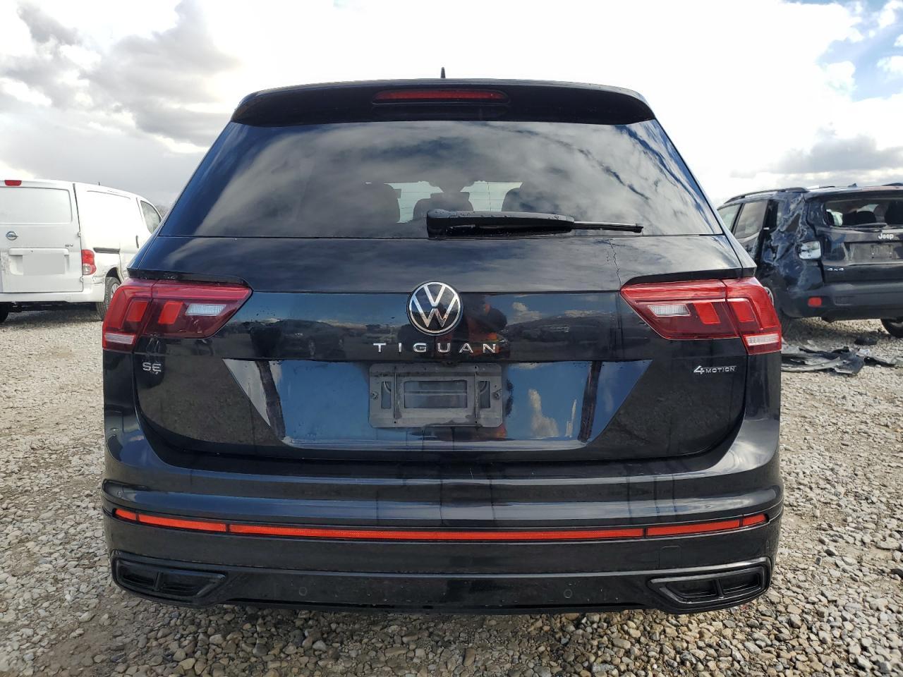 2022 VOLKSWAGEN TIGUAN SE R-LINE BLACK VIN:3VV8B7AX4NM145209