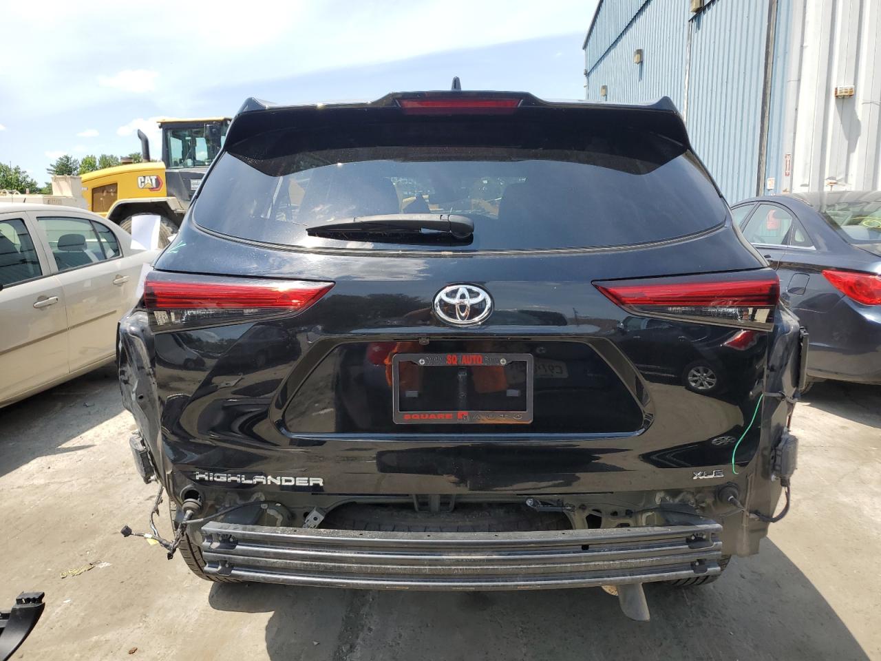 2022 TOYOTA HIGHLANDER XLE VIN:5TDGZRAH9NS107923