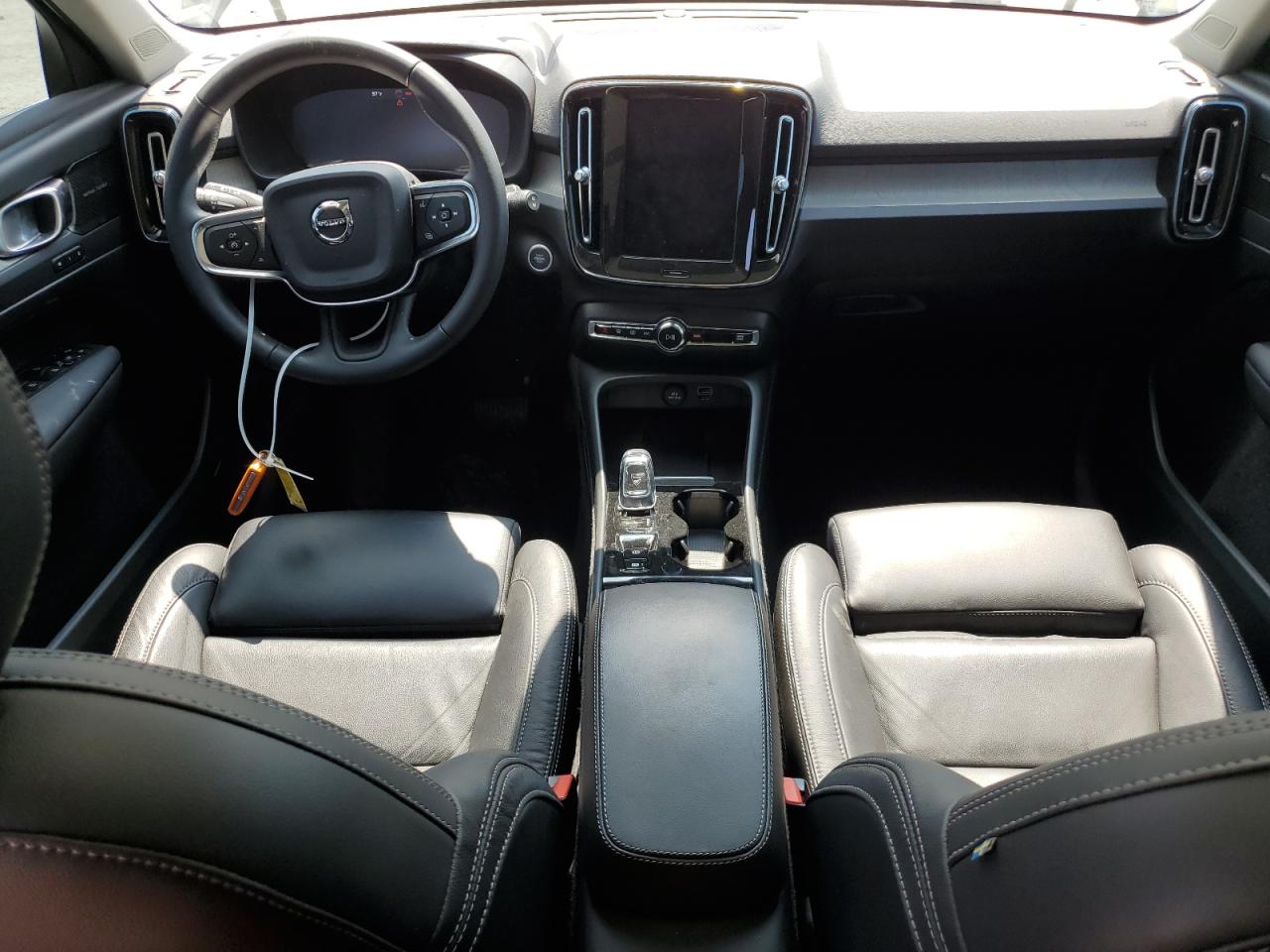 2022 VOLVO XC40 T5 INSCRIPTION VIN:YV4162UL1N2786936