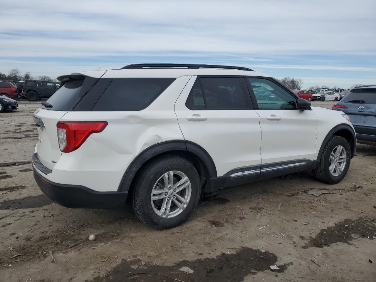 2024 FORD EXPLORER XLT VIN:1FMSK8DH1RGA63285