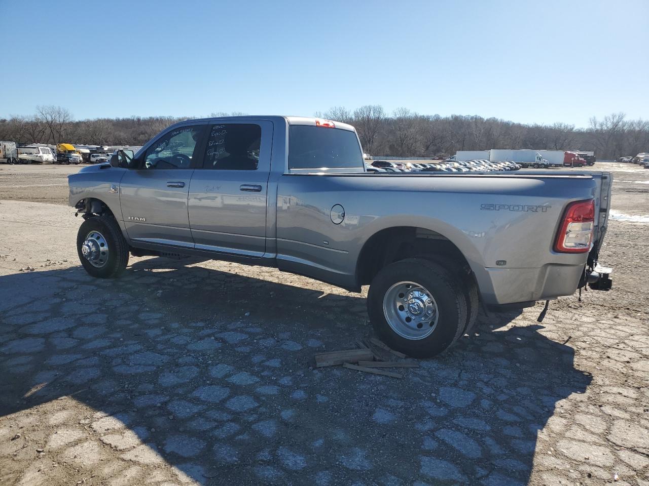 2022 RAM 3500 BIG HORN/LONE STAR VIN:3C63RRHL7NG397075