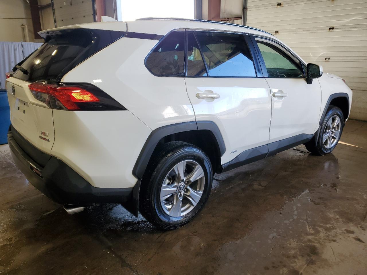 2023 TOYOTA RAV4 XLE VIN:4T3RWRFV8PU092848