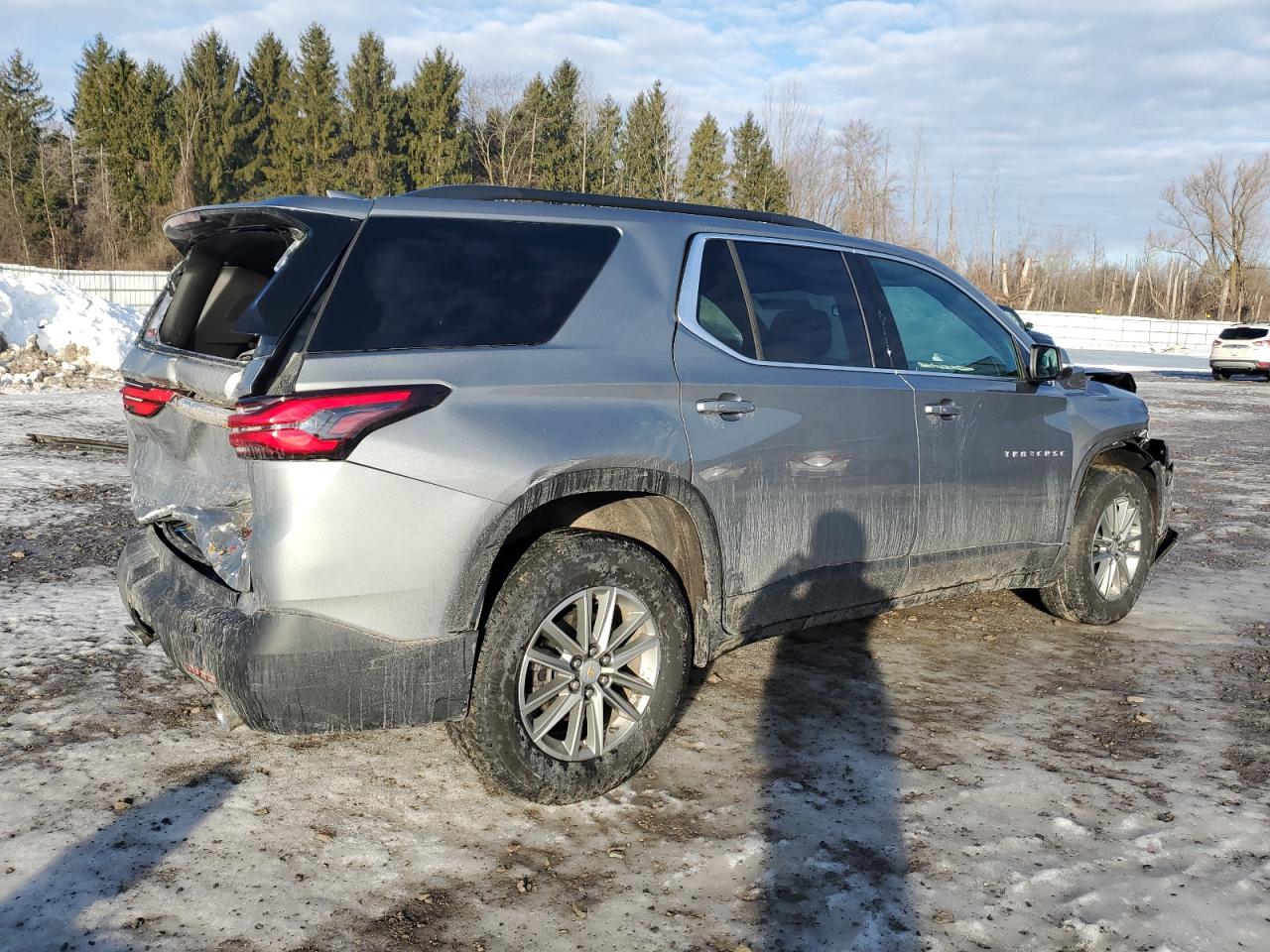 2023 CHEVROLET TRAVERSE LT VIN:1GNEVHKW3PJ325681
