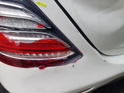 2020 Mercedes-Benz E 220 VIN: