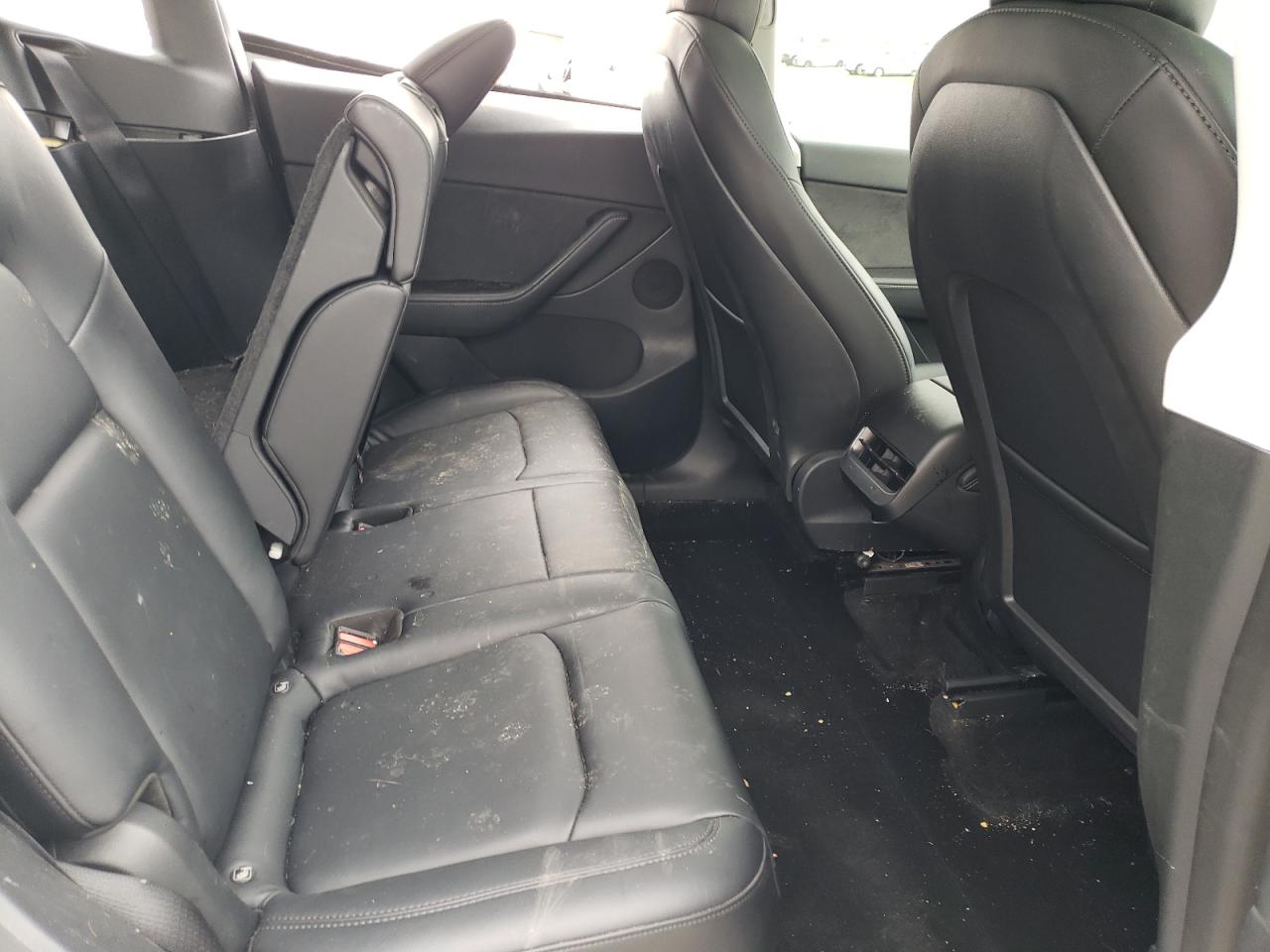 2022 TESLA MODEL Y VIN:7SAYGDEE4NF402447