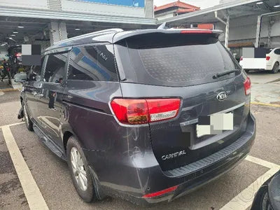 2015 Kia Carnival VIN: