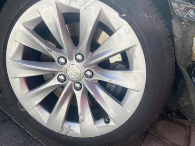 2019 Tesla Model S 5YJSA1E25KF297986 VIN:5YJSA1E25KF297986