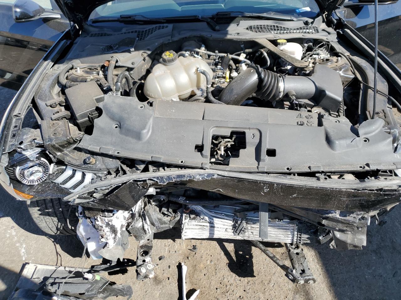 2022 FORD MUSTANG  VIN:1FATP8UH6N5104063