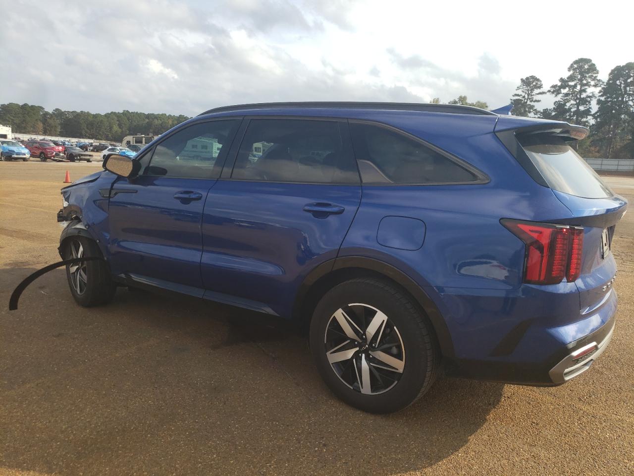 2022 KIA SORENTO S VIN:5XYRL4LC7NG124473