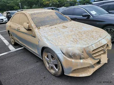 2016 Mercedes-Benz C 200 NONE VIN: