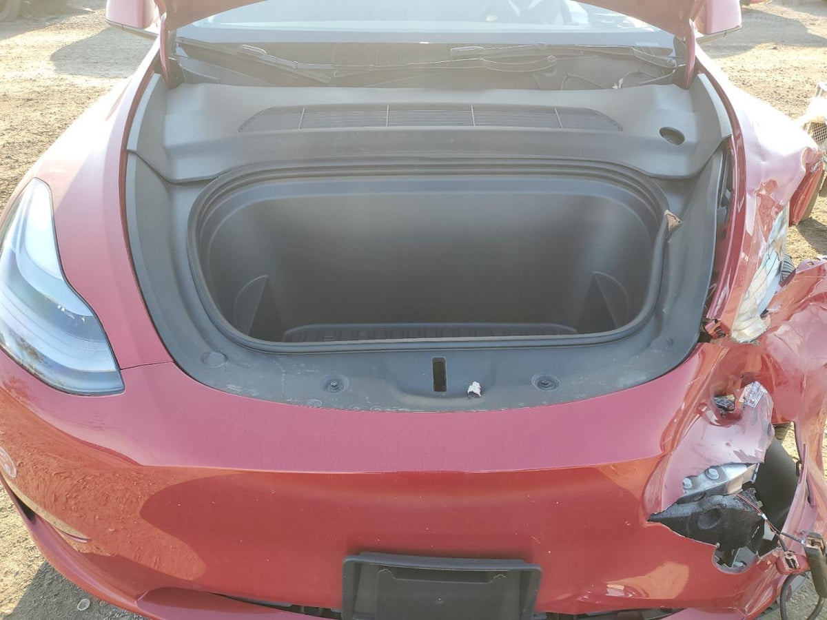 2023 TESLA MODEL Y  VIN:7SAYGDED8PF971795