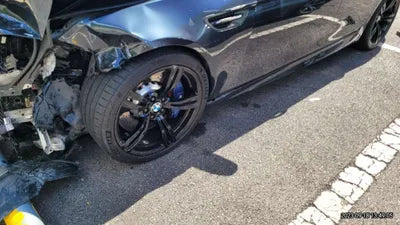 2015 BMW M5 WBSFV9107FD095116 VIN:WBSFV9107FD095116