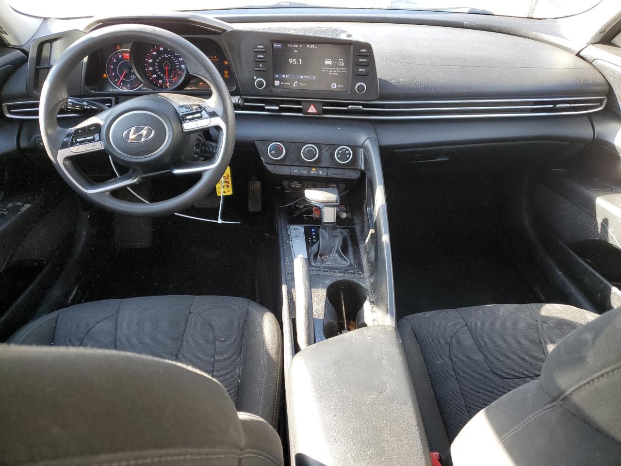 2022 HYUNDAI ELANTRA SE VIN:5NPLL4AG7NH062108