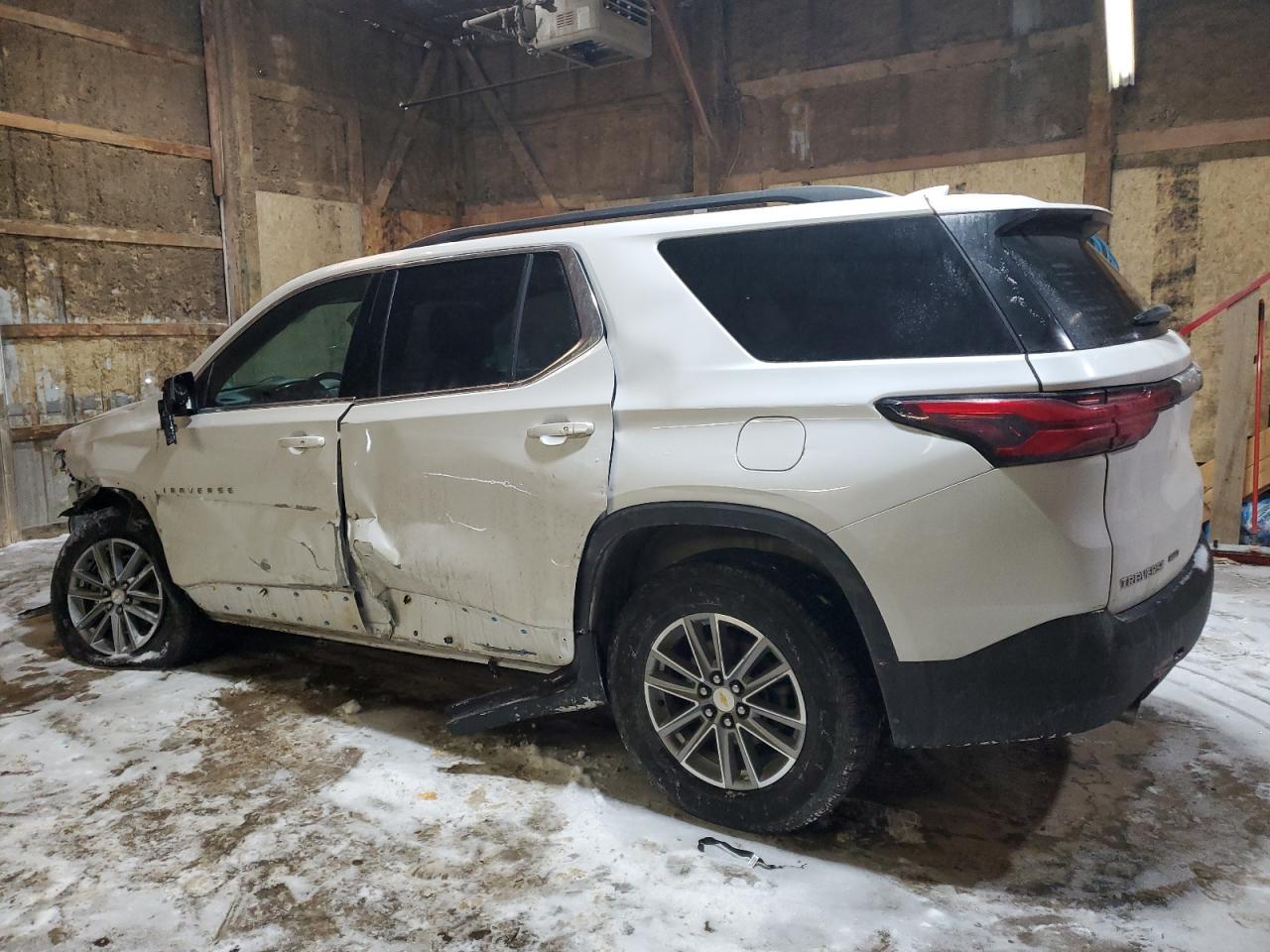 2022 CHEVROLET TRAVERSE LT VIN:1GNEVGKWXNJ108717