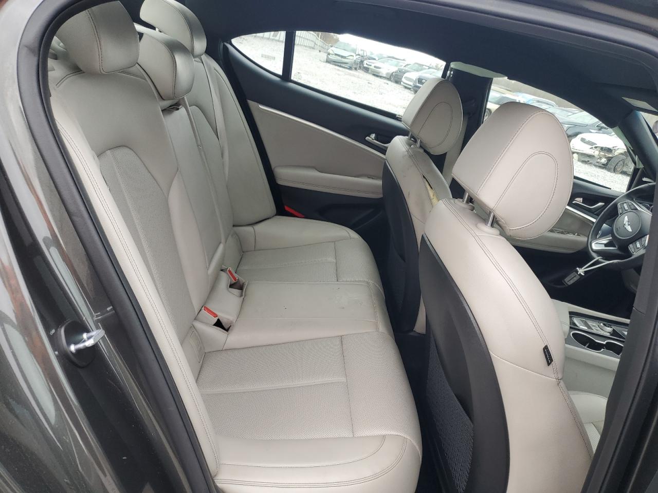 2023 GENESIS G70 BASE VIN:KMTG34TA7PU124188