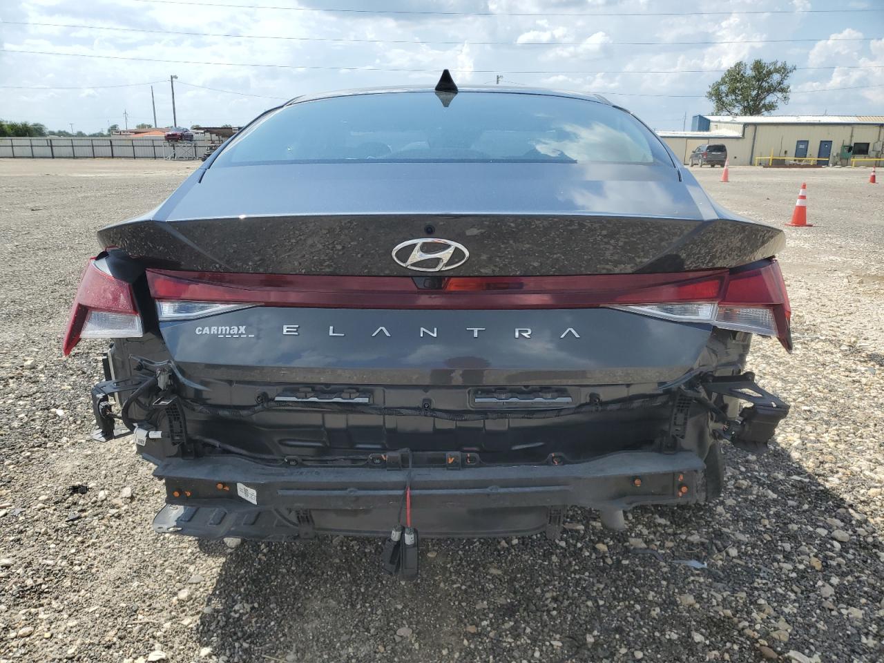 2023 HYUNDAI ELANTRA SEL VIN:5NPLM4AG4PH101205