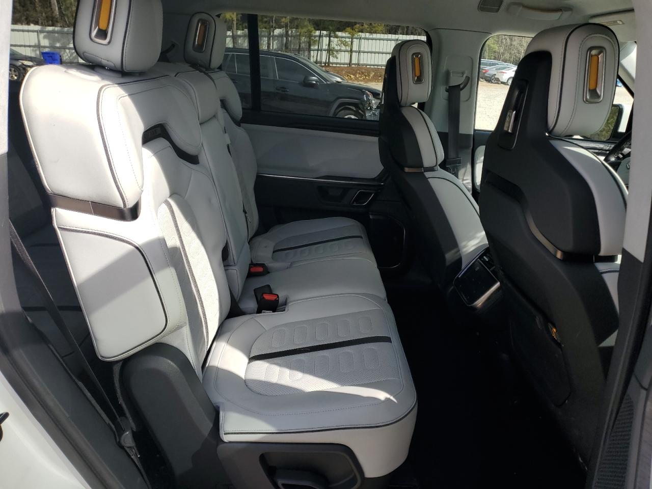 2024 RIVIAN R1S ADVENTURE VIN:7PDSGABA1RN030813