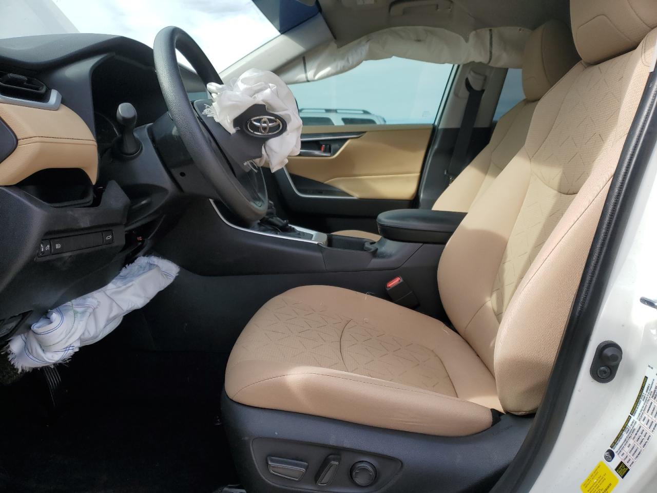 2023 TOYOTA RAV4 XLE VIN:2T3W1RFV5PC245219