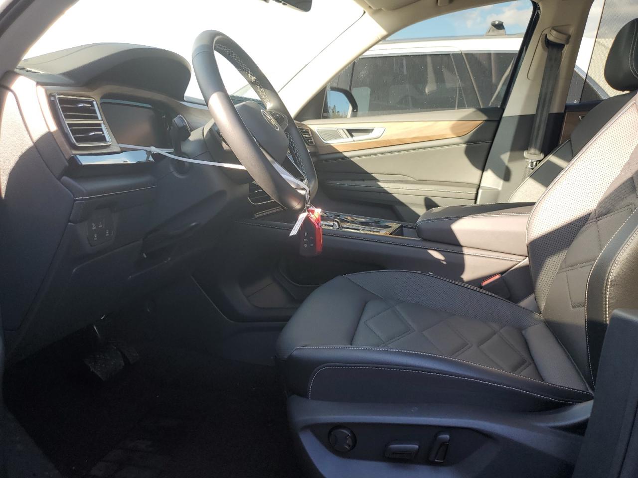 2024 VOLKSWAGEN ATLAS SE VIN:1V2JR2CAXRC576621