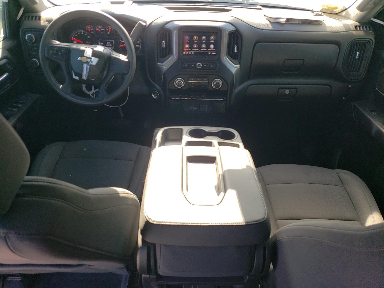 2024 CHEVROLET SILVERADO K1500 CUSTOM VIN:1GCPDBEK1RZ116972