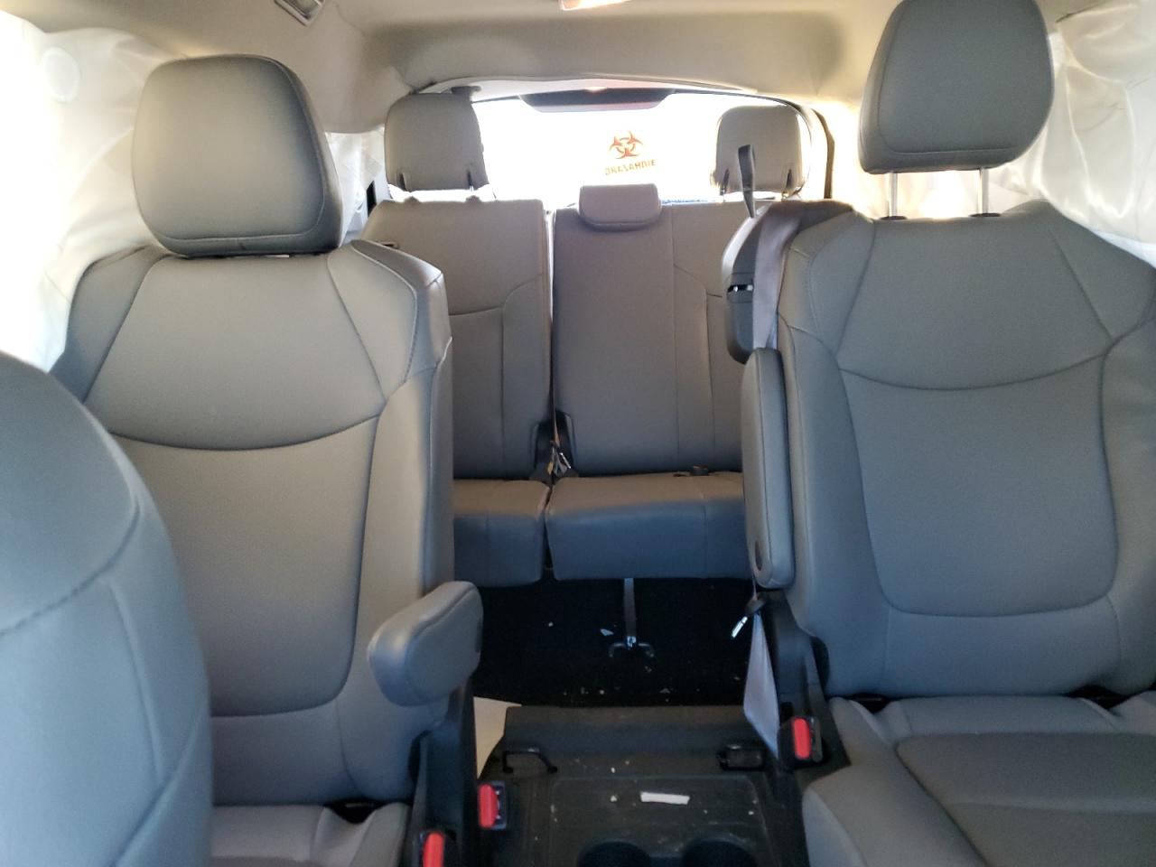 2023 TOYOTA SIENNA XLE VIN:5TDYRKEC2PS175672