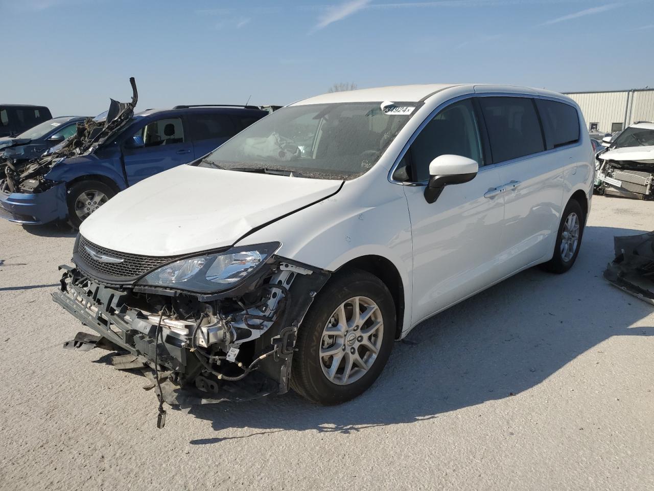 2022 CHRYSLER VOYAGER LX VIN:2C4RC1CG5NR230045