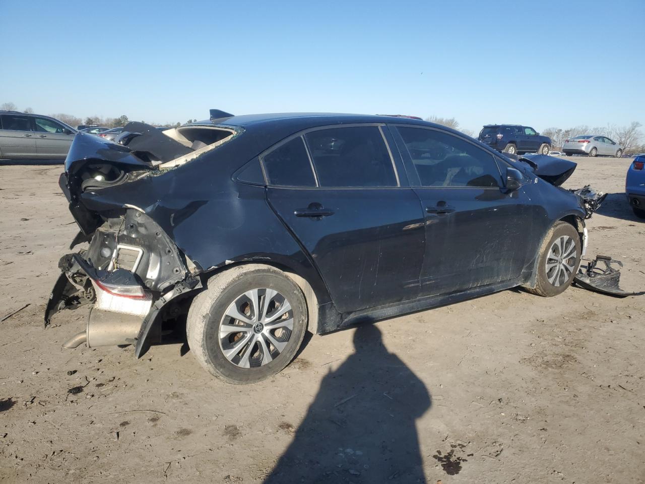 2022 TOYOTA COROLLA LE VIN:JTDEAMDE8NJ061601