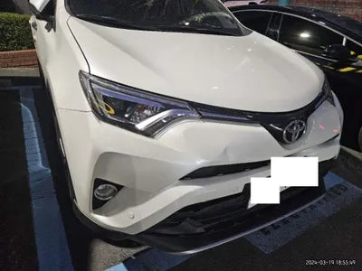 2018 Toyota RAV4 JTMYFREV6JD111012 VIN:JTMYFREV6JD111012