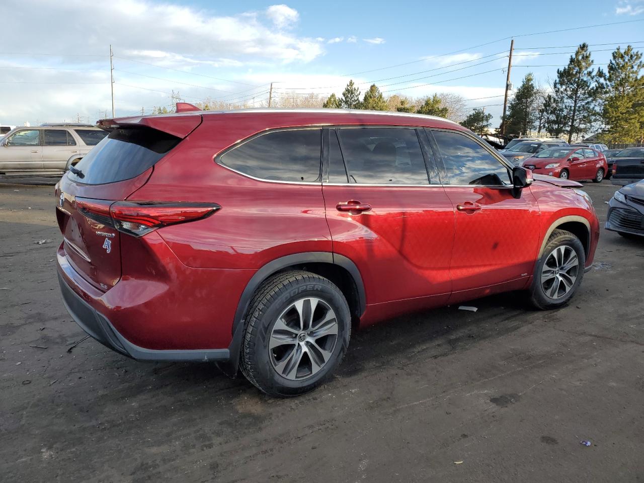 2022 TOYOTA HIGHLANDER HYBRID XLE VIN:5TDGBRCH0NS543478