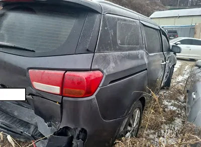 2017 Kia Carnival KNAMC81ABHS256128 VIN:KNAMC81ABHS256128