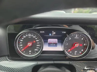 2016 Mercedes-Benz E 220 VIN: