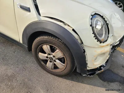 2018 MINI Cooper VIN: