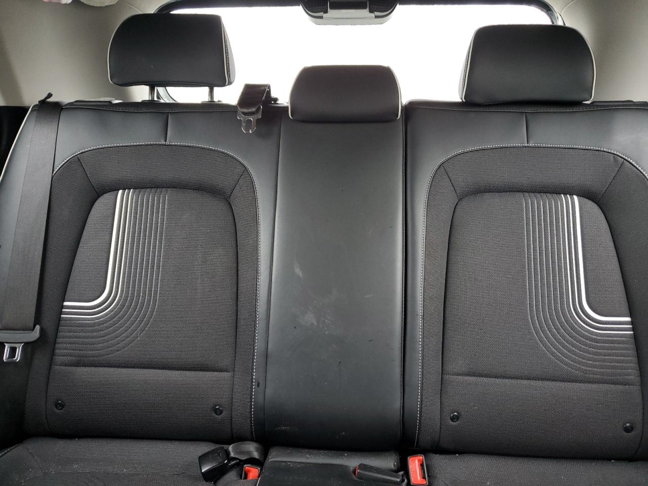 2023 HYUNDAI VENUE SEL VIN:KMHRC8A35PU252556