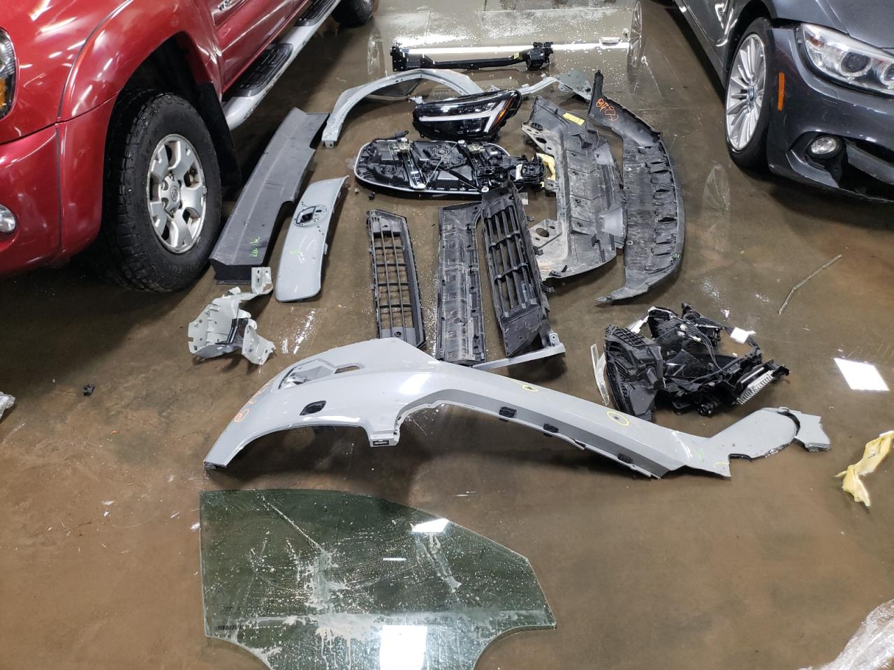 2024 VOLVO XC40 RECHARGE ULTIMATE VIN:YV4ER3XM9R2240653