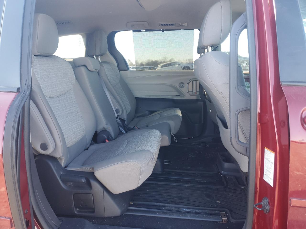 2023 TOYOTA SIENNA LE VIN:5TDKSKFCXPS073898