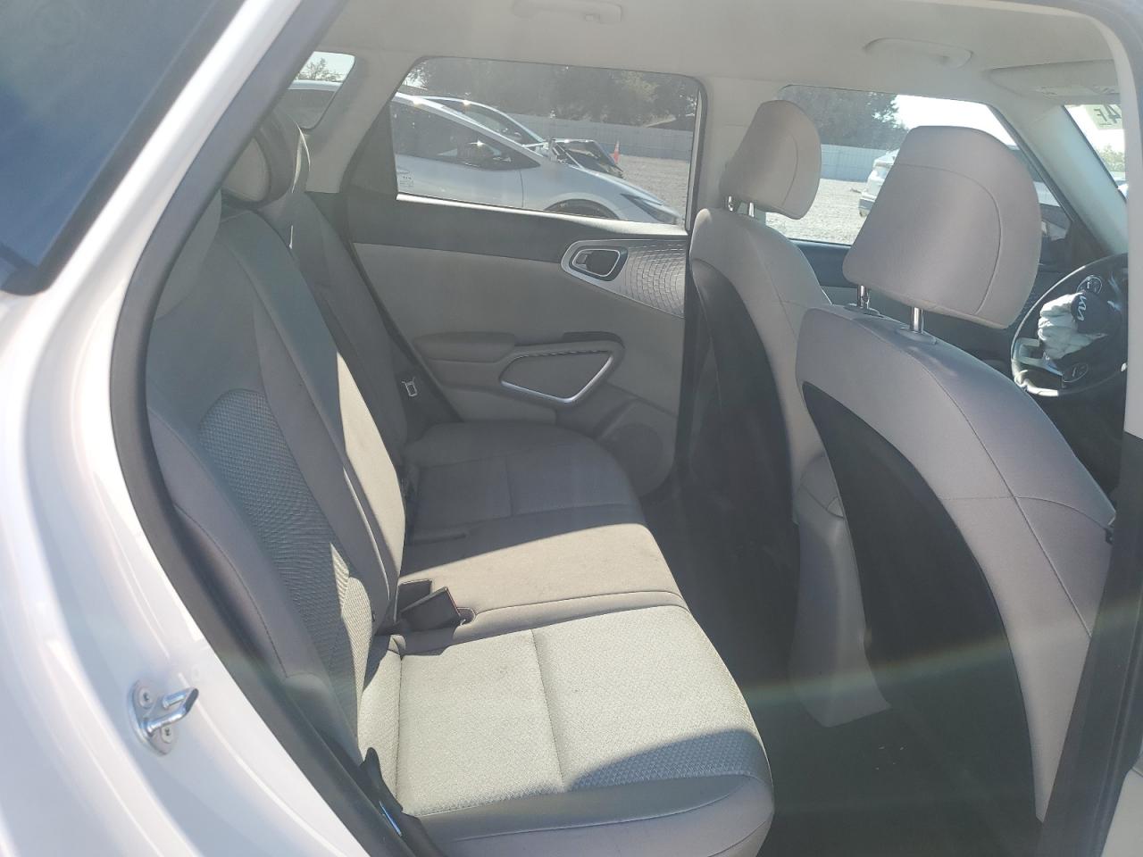 2024 KIA SOUL LX VIN:KNDJ23AU8R7900182