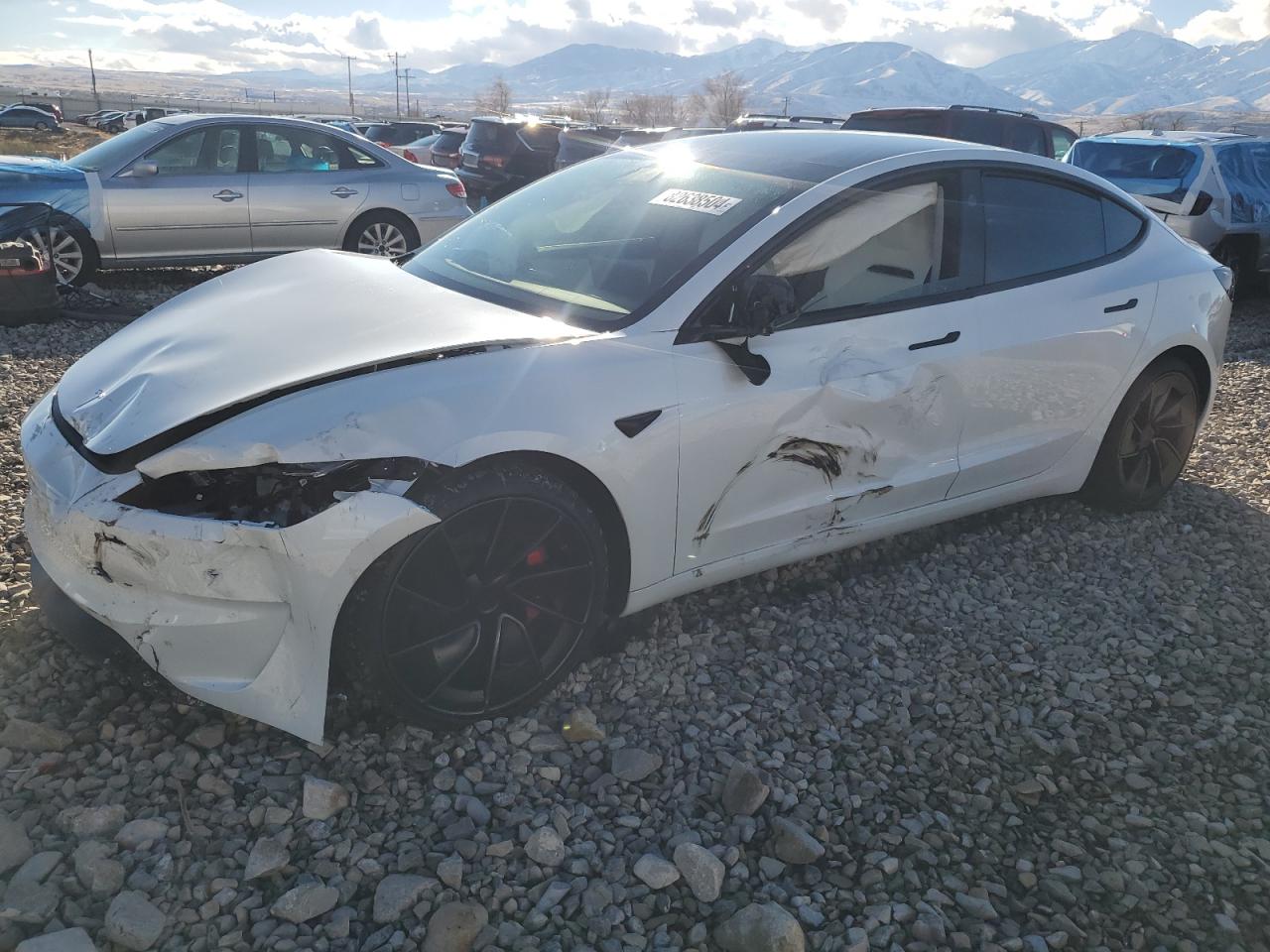 2024 TESLA MODEL 3  VIN:5YJ3E1ET0RF833626