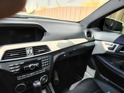 2015 Mercedes-Benz C 220 WDDGJ0CB7FG354676 VIN:WDDGJ0CB7FG354676