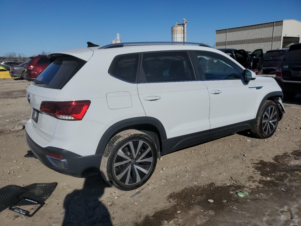 2023 VOLKSWAGEN TAOS SE VIN:3VVSX7B28PM349475