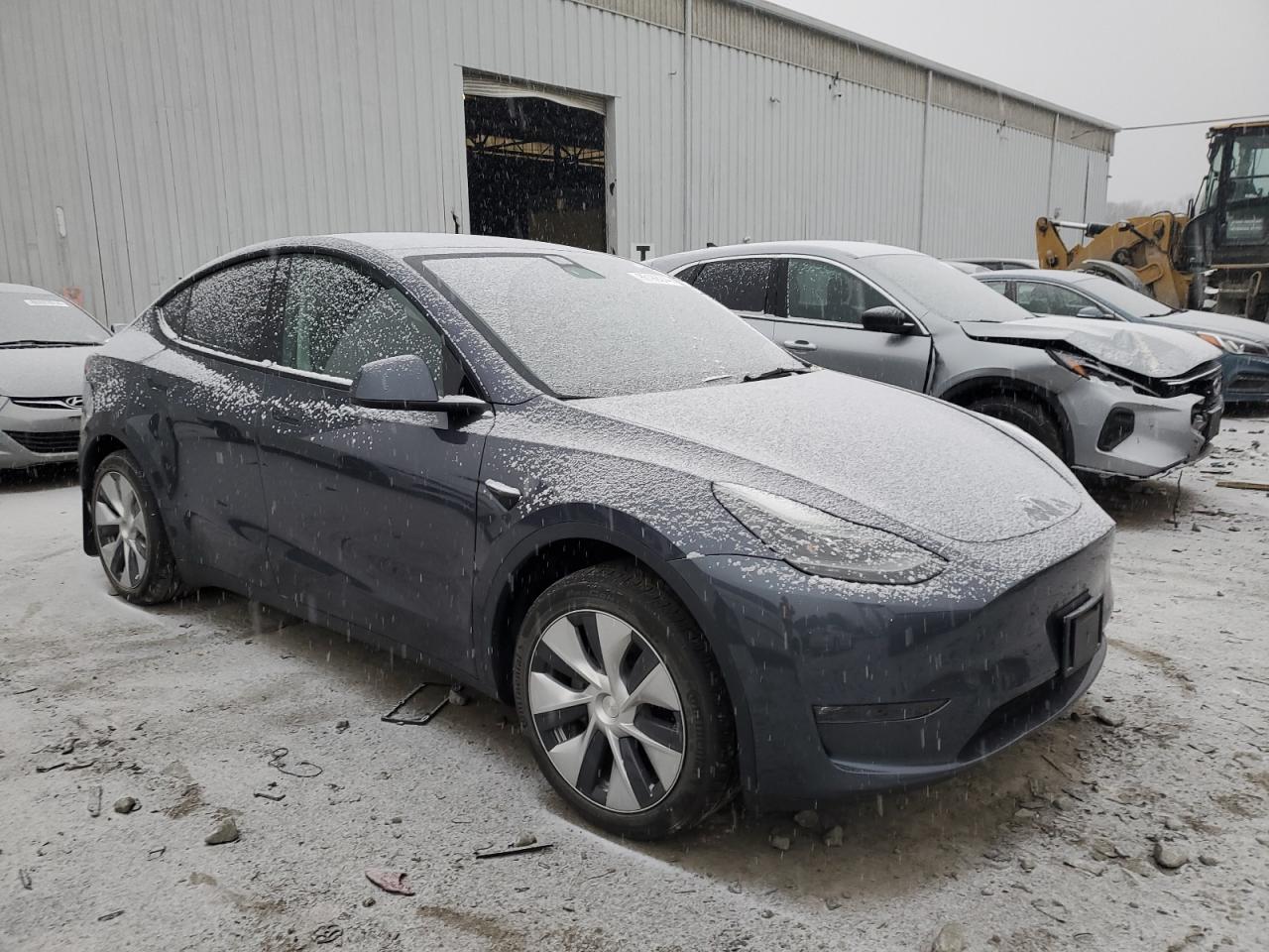 2023 TESLA MODEL Y  VIN:7SAYGDEE9PF685852
