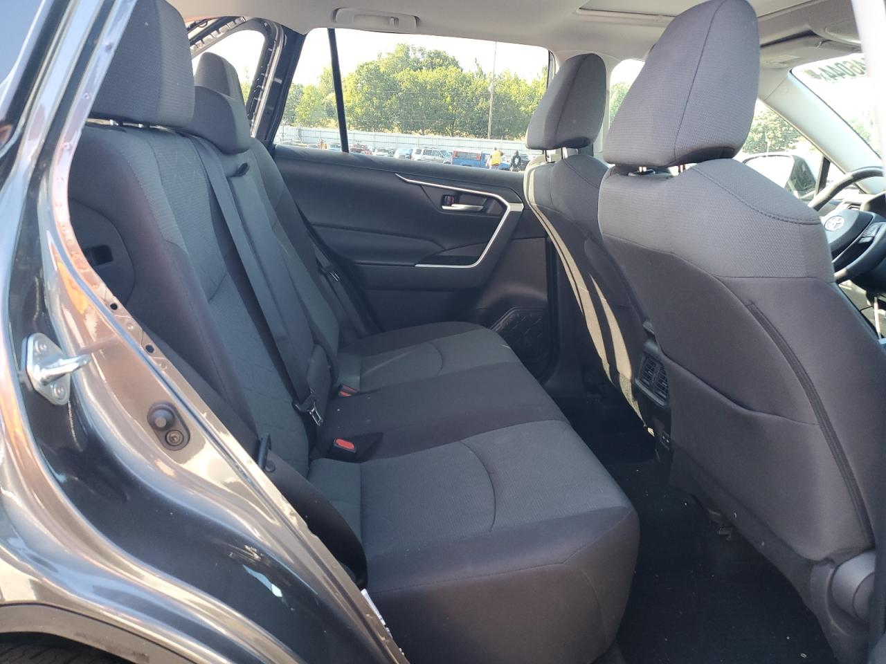 2022 TOYOTA RAV4 XLE VIN:2T3P1RFV8NC319881