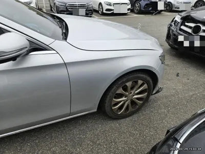 2017 Mercedes-Benz E 300 VIN: